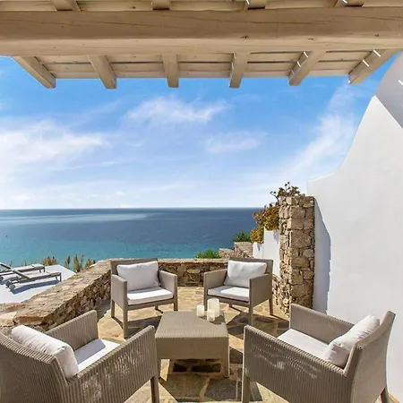 Holiday home Stunning Villa, Best Location, Private Pool, Walk To Elia Beach *