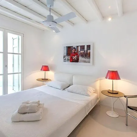 Holiday home Stunning Villa, Best Location, Private Pool, Walk To Elia Beach
